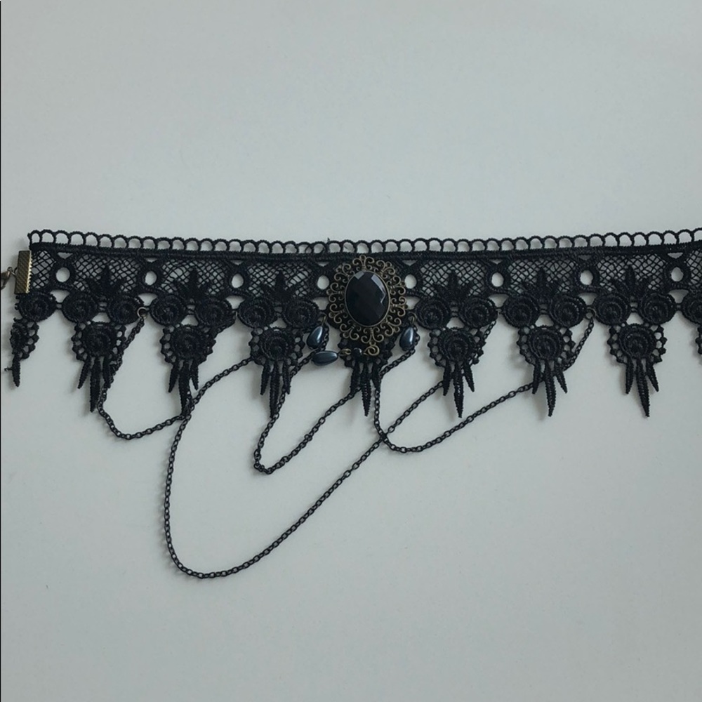 Black Lace Choker - Picture 6 of 7